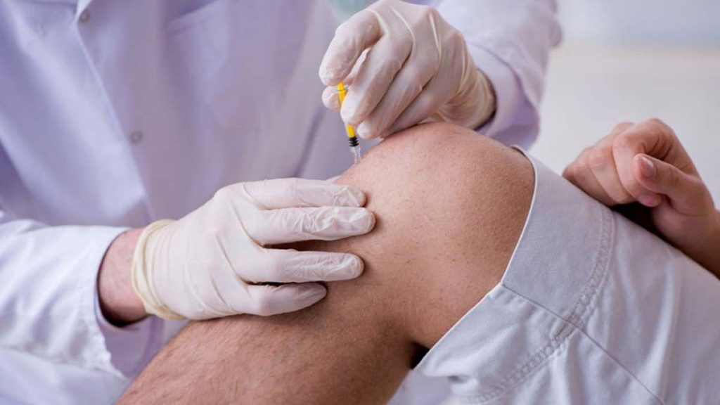 آیا ژل زانو درد دارد؟ درمان سریع زانو درد با تزریق ژل، درد دارد؟